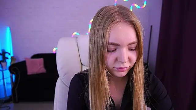 Snapshot of EmilySunshineS chatting on December 3, 2025, 9:31 am EmilySunshineS online show from December 3, 2025, 9:31 am