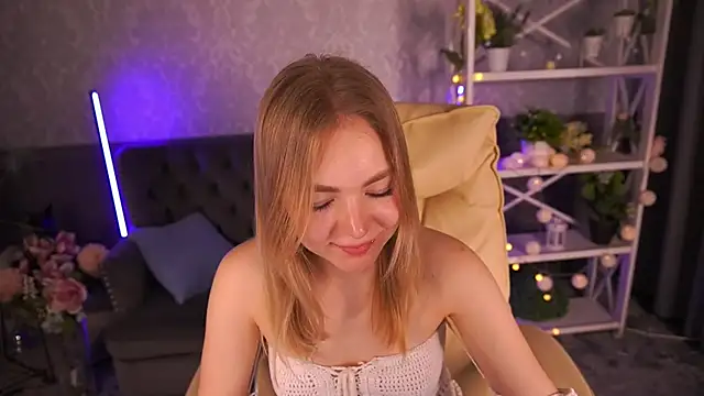 Snapshot of EmilySunshineS chatting on March 10, 2025, 3:56 am EmilySunshineS online show from March 10, 2025, 3:56 am