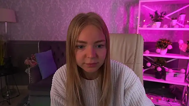 Snapshot of EmilySunshineS chatting on October 15, 2025, 5:39 am EmilySunshineS online show from October 15, 2025, 5:39 am