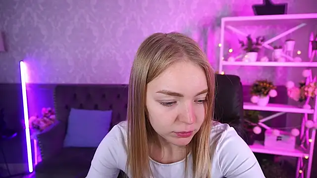 Snapshot of EmilySunshineS chatting on October 2, 2025, 7:12 am EmilySunshineS online show from October 2, 2025, 7:12 am