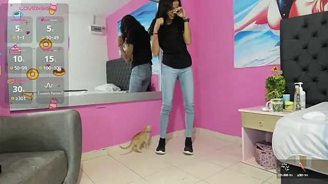 Snapshot of _candy_jade_ chatting on October 17, 2025, 12:18 pm candy jade online show from October 17, 2025, 12:18 pm