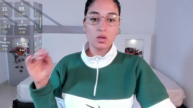 ScarlettWet9 online show from November 7, 2025, 9:25 am