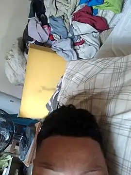 Snapshot of putoso031 chatting on March 5, 2025, 4:24 pm putoso031 online show from March 5, 2025, 4:24 pm