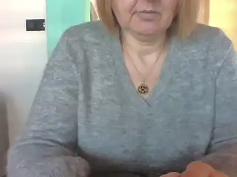 Snapshot of Sandcoq chatting on December 11, 2024, 10:47 am Sandcoq online show from December 11, 2024, 10:47 am