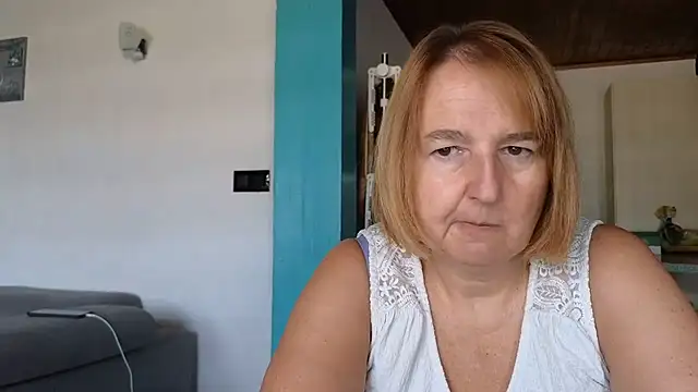 Snapshot of Sandcoq chatting on July 13, 2026, 7:51 am Sandcoq online show from July 13, 2026, 7:51 am