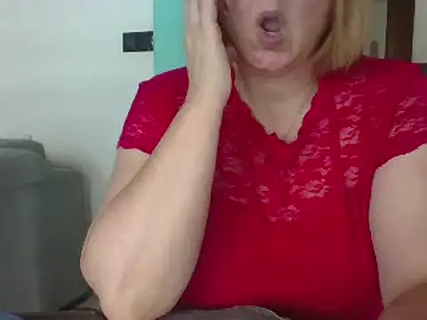 Snapshot of Sandcoq chatting on December 13, 2024, 3:00 pm Sandcoq online show from December 13, 2024, 3:00 pm