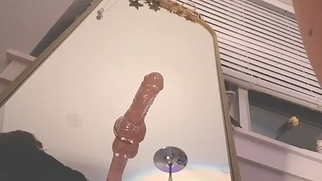 foxxyyyred online show from March 13, 2026, 4:06 am