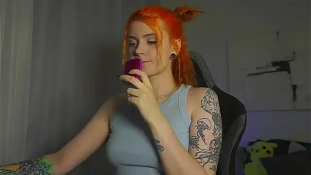 HarpyWitch online show from September 17, 2025, 7:27 pm