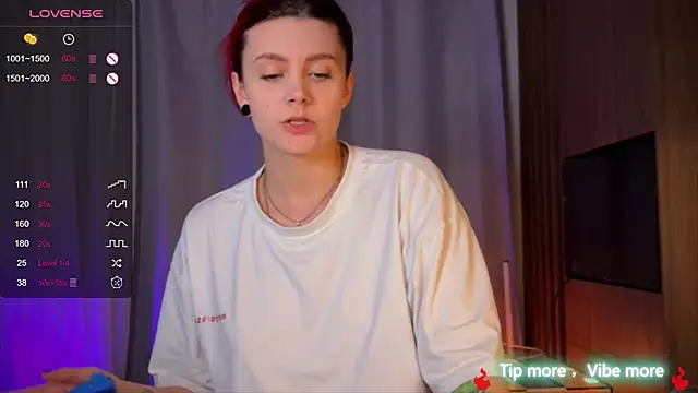 HarpyWitch online show from February 27, 2025, 7:47 pm