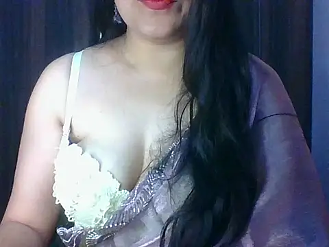 Snapshot of santurmom chatting on June 24, 2026, 6:50 pm santurmom online show from June 24, 2026, 6:50 pm