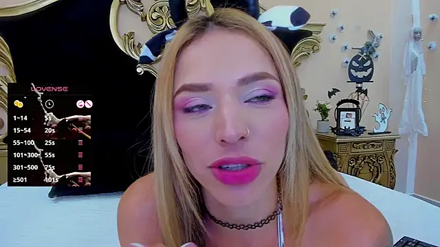 Snapshot of ambarsorachi chatting on October 30, 2025, 8:39 pm ambarsorachi online show from October 30, 2025, 8:39 pm