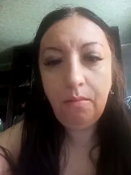 Snapshot of Veronica-Celie chatting on May 7, 2026, 6:06 am Veronica-Celie online show from May 7, 2026, 6:06 am