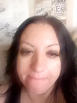 Snapshot of Veronica-Celie chatting on May 12, 2026, 5:48 am Veronica-Celie online show from May 12, 2026, 5:48 am