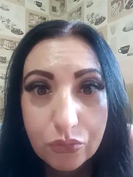 Veronica-Celie online show from October 2, 2025, 1:58 pm