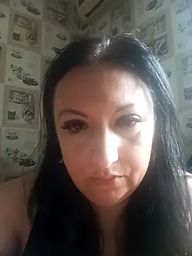 Snapshot of Veronica-Celie chatting on May 11, 2026, 8:49 am Veronica-Celie online show from May 11, 2026, 8:49 am