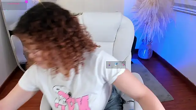 Snapshot of Missbrave1 chatting on October 26, 2025, 10:54 pm Missbrave1 online show from October 26, 2025, 10:54 pm