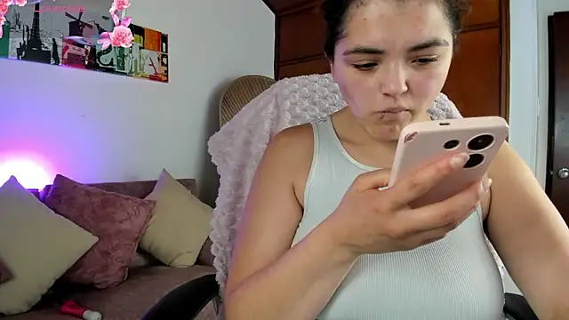 Snapshot of Missbrave1 chatting on November 8, 2025, 7:39 pm Missbrave1 online show from November 8, 2025, 7:39 pm