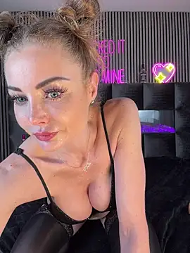 MilaMaaay online show from January 31, 2026, 7:12 pm