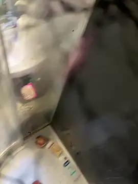 Snapshot of lescro95_ chatting on October 7, 2025, 3:02 pm lescro95 online show from October 7, 2025, 3:02 pm