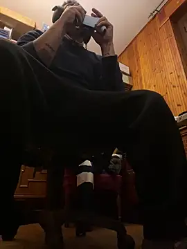 Dikkiduohottt online show from March 3, 2025, 10:31 pm