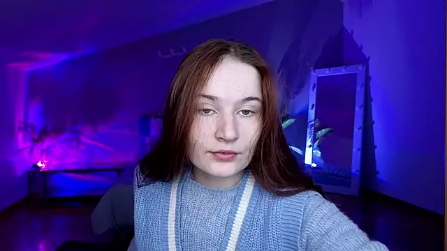 L1ittle kitty  online show from April 8, 2026, 5:20 am