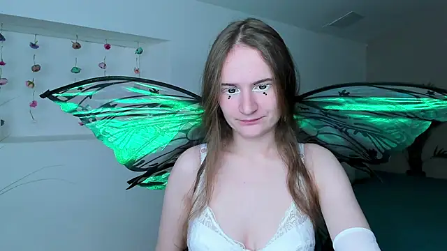 Snapshot of L1ittle_kitty_ chatting on November 15, 2025, 6:50 am L1ittle kitty online show from November 15, 2025, 6:50 am