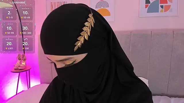 Snapshot of rawiya chatting on November 8, 2025, 12:42 pm rawiya online show from November 8, 2025, 12:42 pm