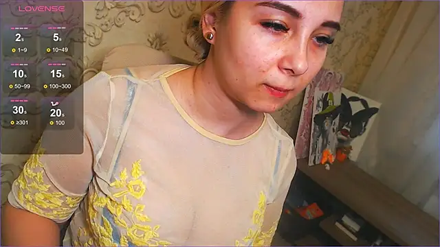 Snapshot of DolphinDreams chatting on March 2, 2025, 12:47 pm DolphinDreams online show from March 2, 2025, 12:47 pm