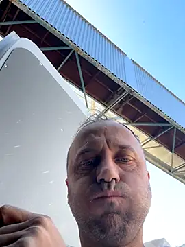 Snapshot of Lecatore80 chatting on November 12, 2025, 11:58 am Lecatore80 online show from November 12, 2025, 11:58 am