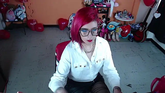 Snapshot of MissMiia2 chatting on February 24, 2025, 12:26 pm MissMiia2 online show from February 24, 2025, 12:26 pm