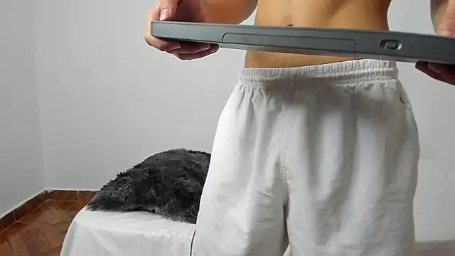 Snapshot of evanscollins chatting on December 11, 2024, 8:04 am evanscollins online show from December 11, 2024, 8:04 am