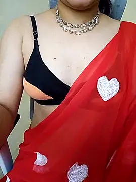 Snapshot of Indianhyna chatting on September 20, 2025, 7:02 am Indianhyna online show from September 20, 2025, 7:02 am