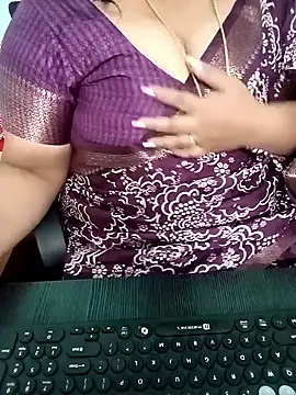 Snapshot of your-sameera chatting on January 12, 2026, 4:41 am your-sameera online show from January 12, 2026, 4:41 am