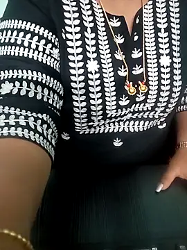 Snapshot of your-sameera chatting on January 19, 2026, 11:14 am your-sameera online show from January 19, 2026, 11:14 am