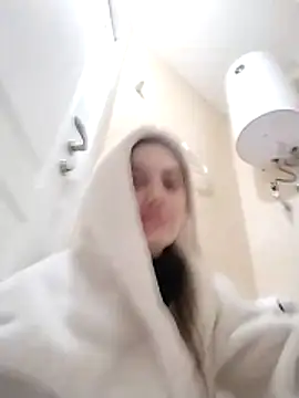 Iren online show from March 19, 2026, 12:49 pm