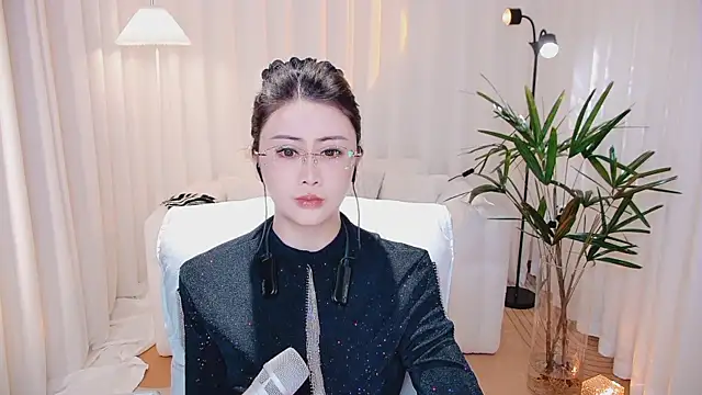 Daisy7 11 online show from January 7, 2026, 1:16 pm