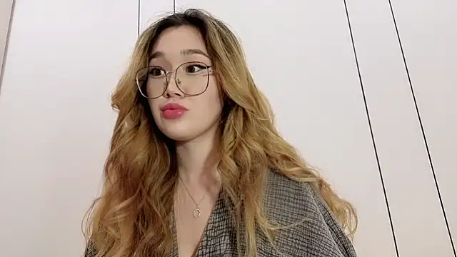 Jennatyan online show from January 7, 2026, 12:10 pm