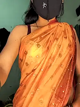 cute simmy0 online show from January 5, 2025, 5:41 pm