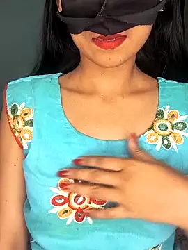 cute simmy0 online show from March 29, 2026, 3:02 pm