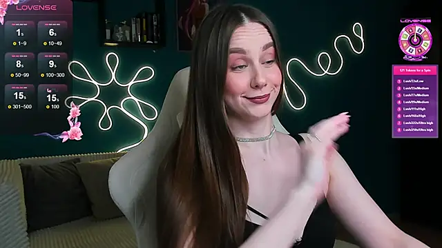 Snapshot of katie_taylorr chatting on November 11, 2025, 11:09 pm katie taylorr online show from November 11, 2025, 11:09 pm