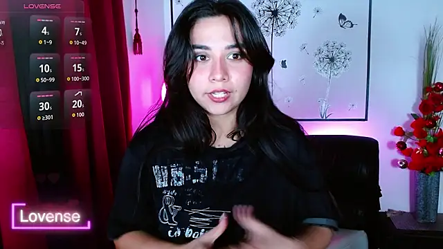 Snapshot of Lune_Claire chatting on February 3, 2026, 2:53 am Lune Claire online show from February 3, 2026, 2:53 am