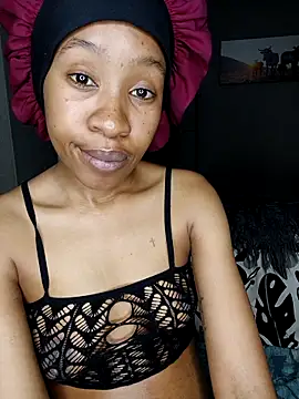 Snapshot of CocoSexyBabe chatting on September 18, 2025, 10:24 pm CocoSexyBabe online show from September 18, 2025, 10:24 pm