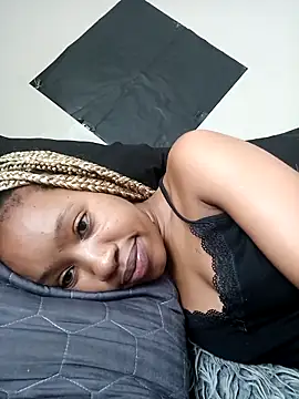 Snapshot of CocoSexyBabe chatting on March 5, 2025, 11:28 am CocoSexyBabe online show from March 5, 2025, 11:28 am