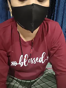 Snapshot of kaveerpooja947 chatting on December 1, 2025, 5:36 pm kaveerpooja947 online show from December 1, 2025, 5:36 pm