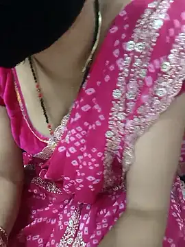 kaveerpooja947 online show from April 14, 2026, 5:40 pm