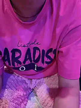 Snapshot of kaveerpooja947 chatting on November 17, 2025, 6:23 pm kaveerpooja947 online show from November 17, 2025, 6:23 pm