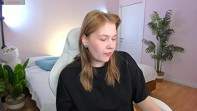 Snapshot of Colleen_Blake chatting on February 27, 2026, 4:29 pm Colleen Blake online show from February 27, 2026, 4:29 pm