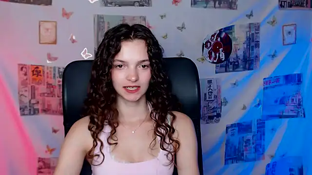 Snapshot of _SusieSu_ chatting on May 25, 2026, 6:17 pm SusieSu online show from May 25, 2026, 6:17 pm