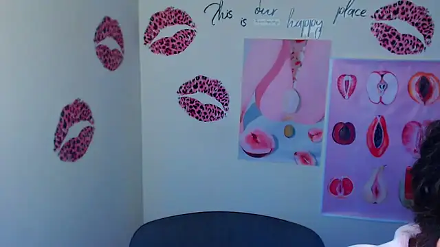  SusieSu  online show from March 22, 2026, 7:21 am