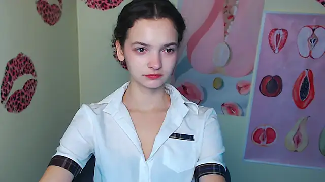 Snapshot of _SusieSu_ chatting on December 2, 2025, 1:35 pm SusieSu online show from December 2, 2025, 1:35 pm